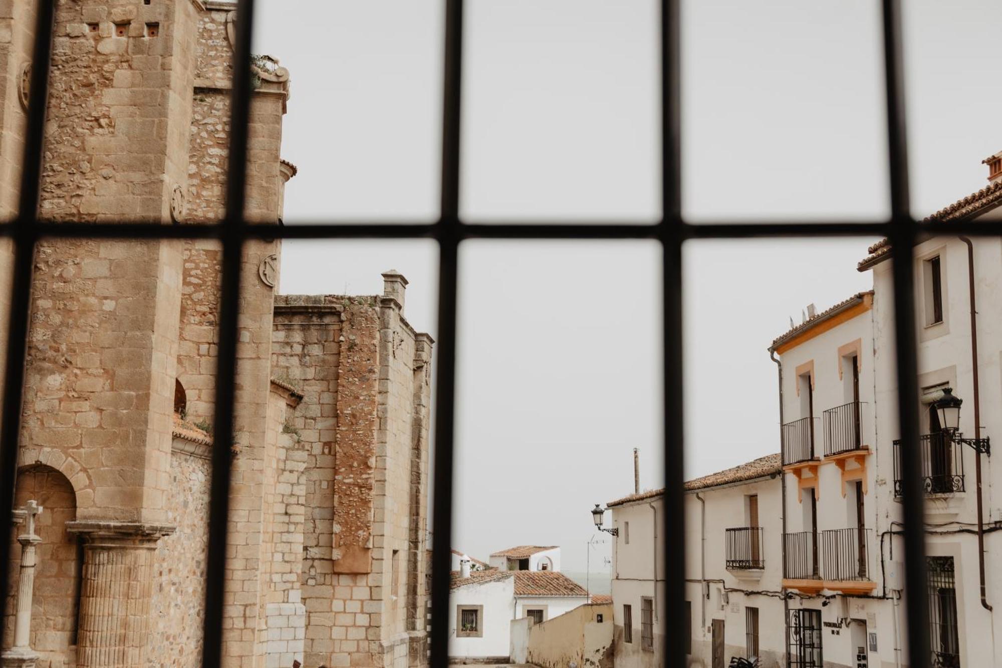 Portal De Santiago Apartment Caceres Bagian luar foto