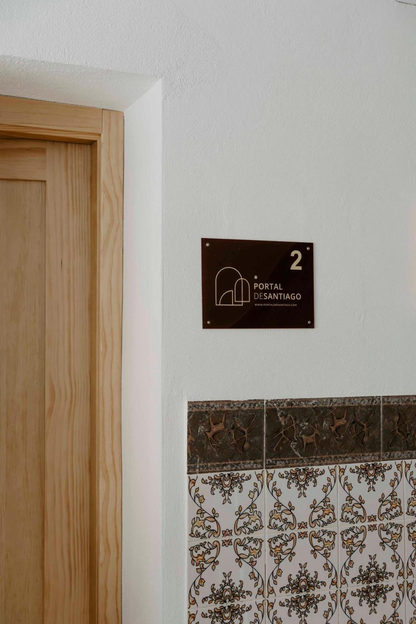 Portal De Santiago Apartment Caceres Bagian luar foto