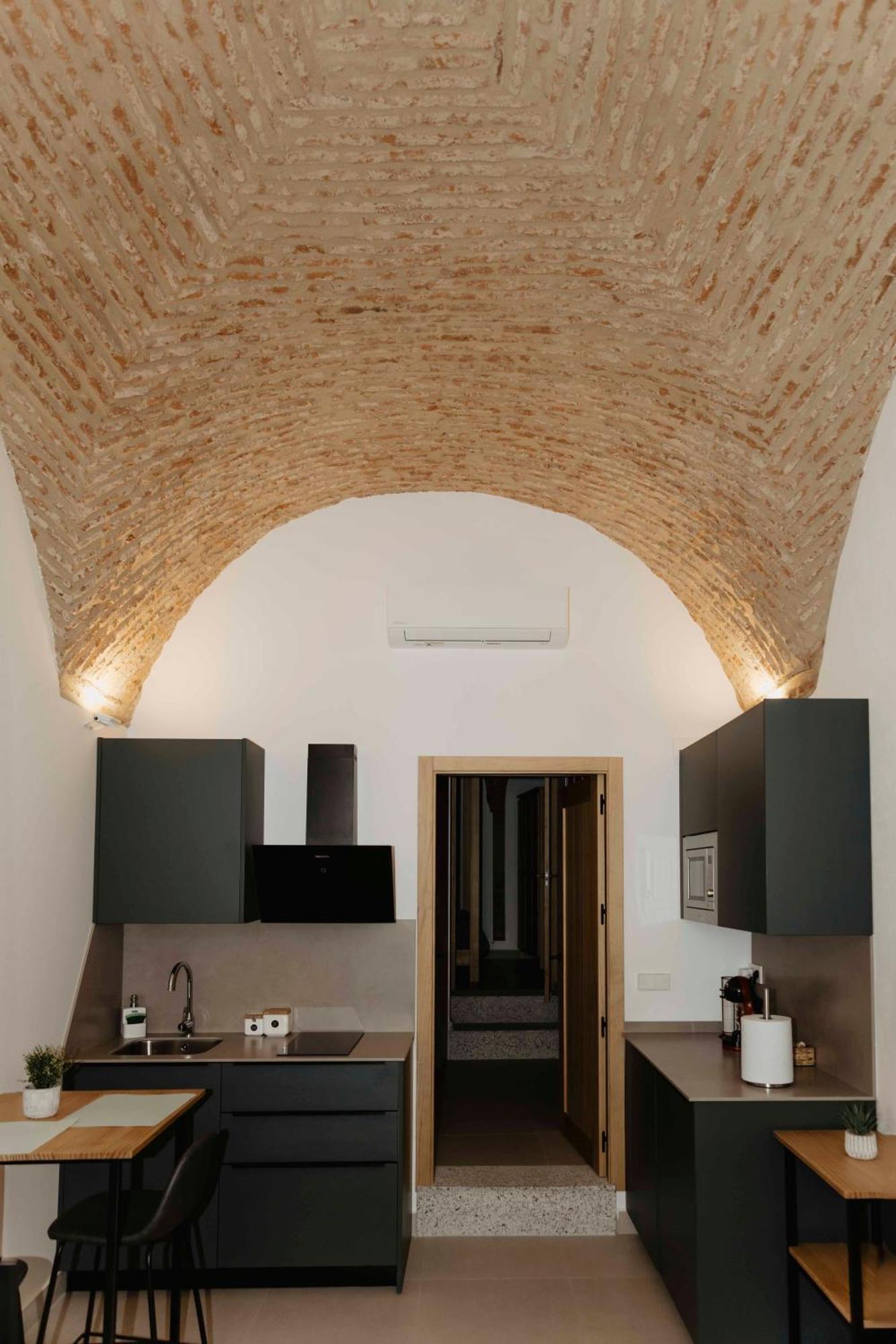Portal De Santiago Apartment Caceres Bagian luar foto