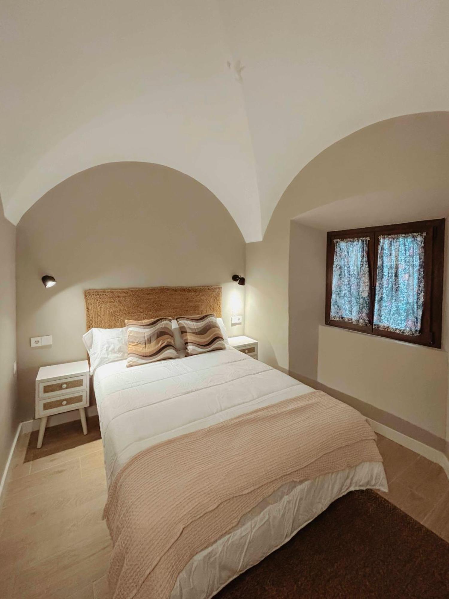 Portal De Santiago Apartment Caceres Bagian luar foto
