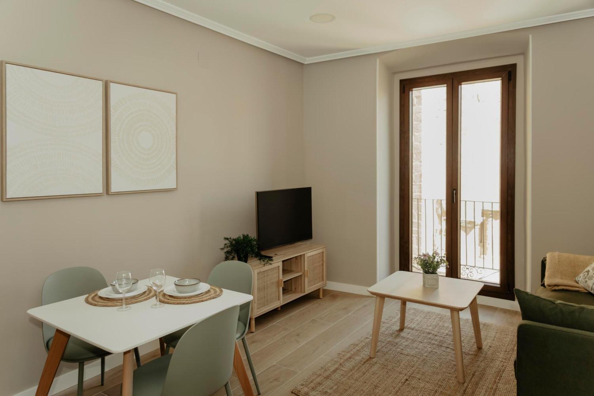 Portal De Santiago Apartment Caceres Bagian luar foto