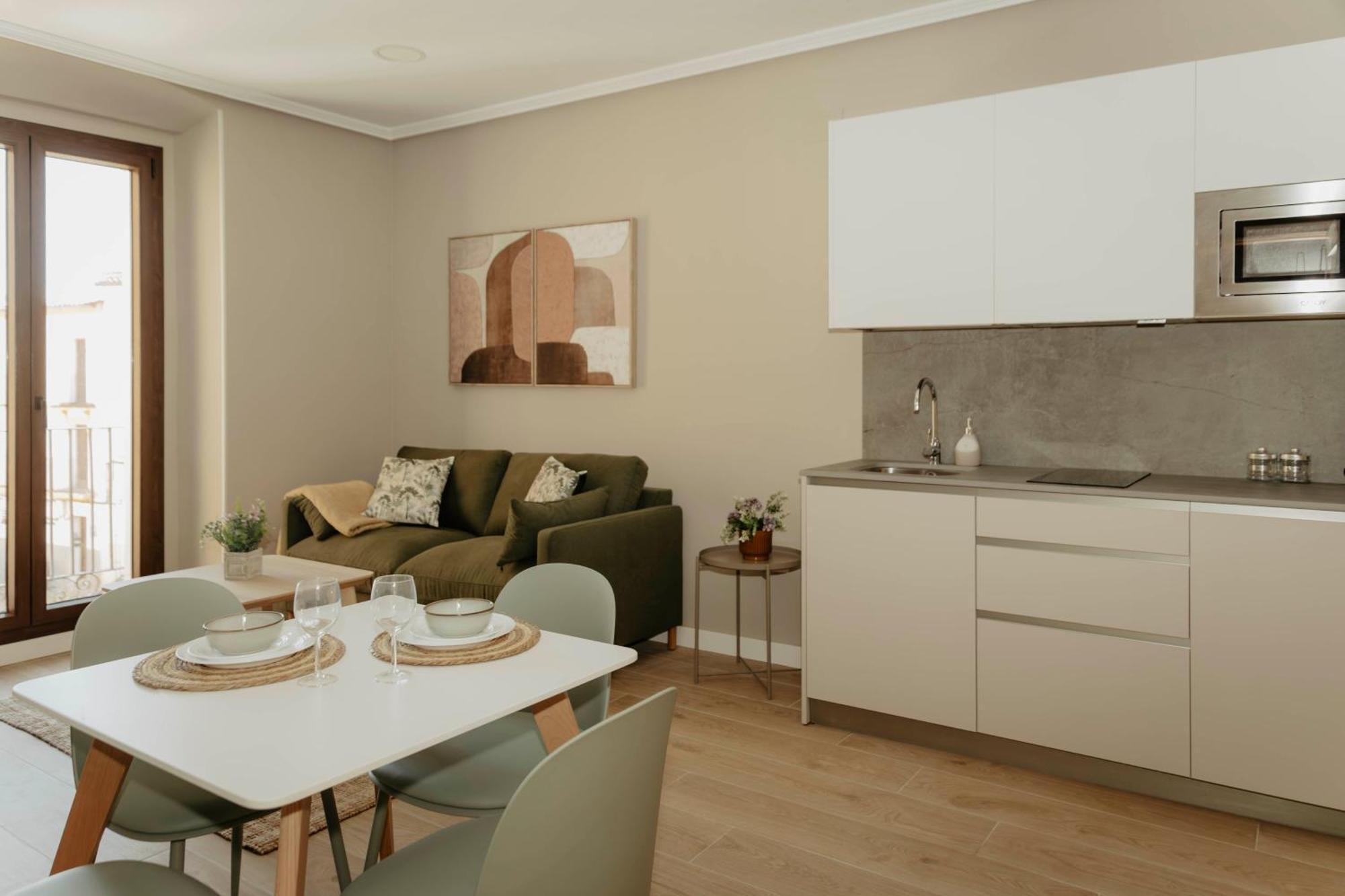 Portal De Santiago Apartment Caceres Bagian luar foto